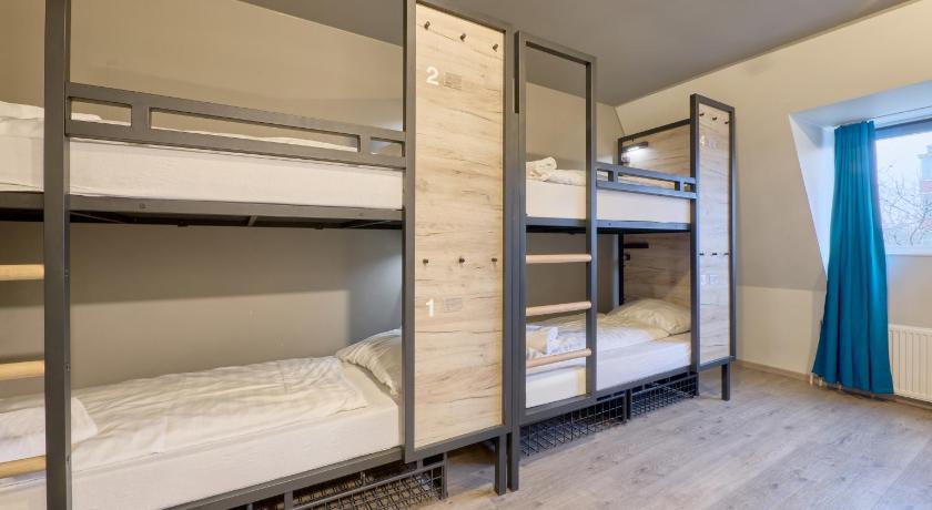 Image of Bed in 6-Bed Dormitory Room 6
