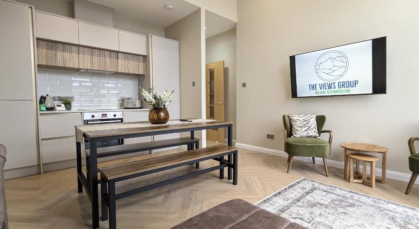 Waterfoot Penthouse Apartment