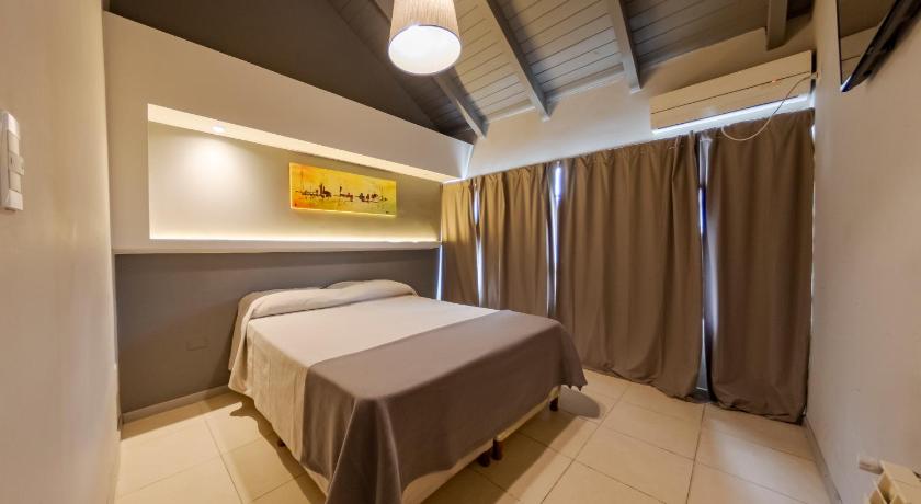 Imagem de Quarto com Cama de Casal ou 2 de Solteiro (Double or Twin Room) 0
