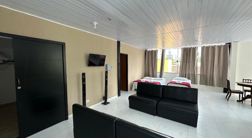 Image of Triple Room with Private Bathroom 4