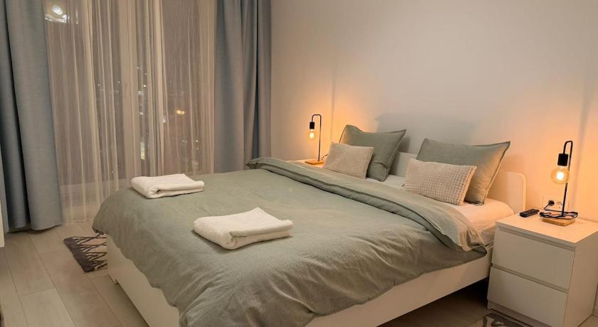 Kanopian Penthouse Hotel