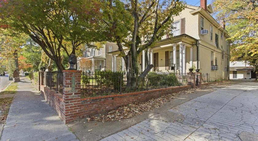 Memphis (TN) Historic Midtown Apartment 4-Star Accommodation amenity