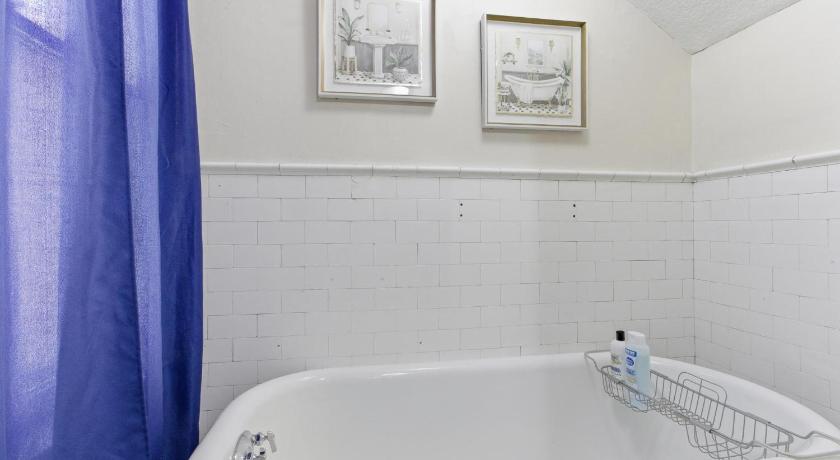 Memphis (TN) Historic Midtown Apartment 4-Star Accommodation exterior