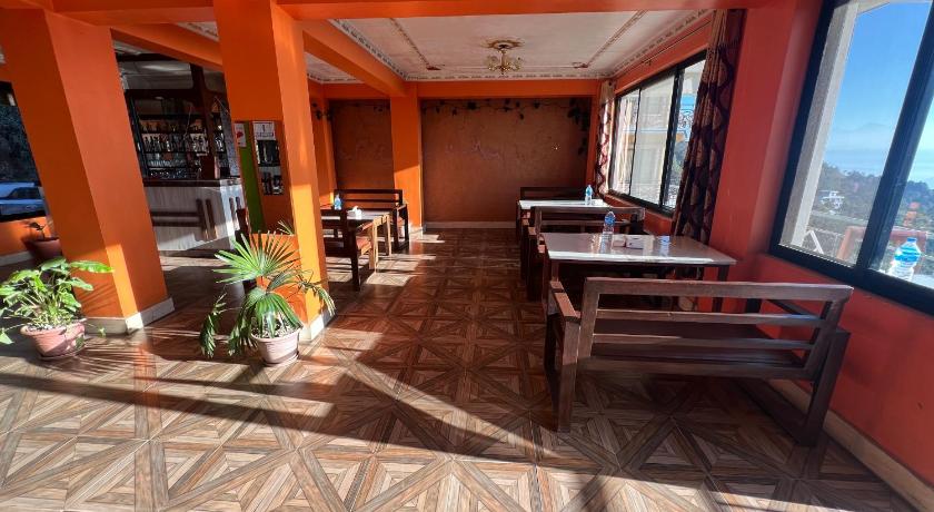 Hotel Pigeon Prince in Baluwapati Deupur — photo 3