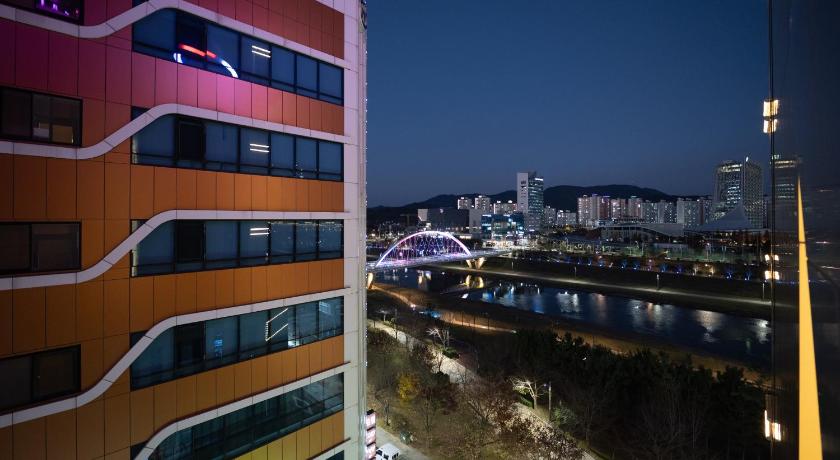 晋州 Golden Business Hotel 3星级 酒店 套房