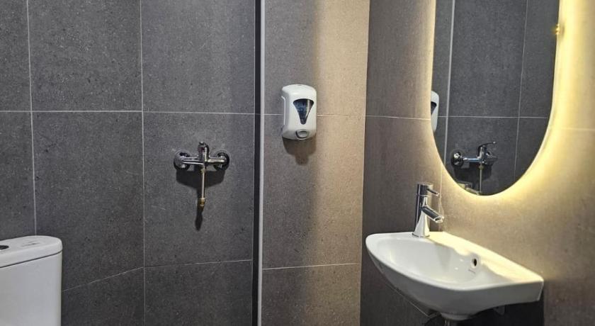 Image of Double Room 2