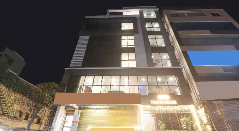 Super Townhouse Rcc Pride – Hyderabad, IA