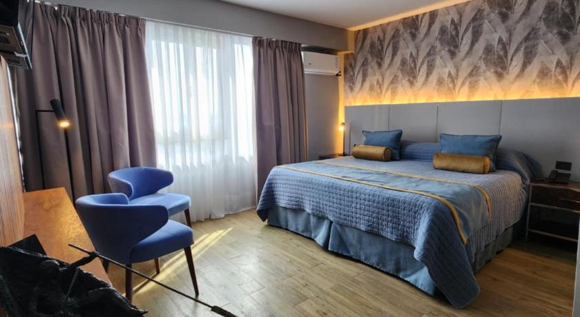 Image of Deluxe Room 3