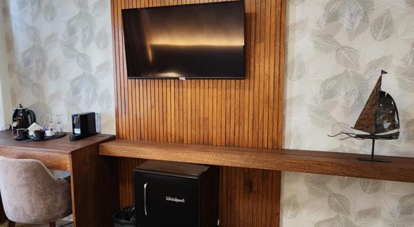 Image of Deluxe Double Room 4