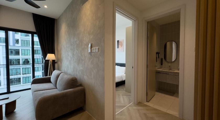 Kuching Rumaho - Upton By Elica Kuching 4-Star Guesthouse lobby