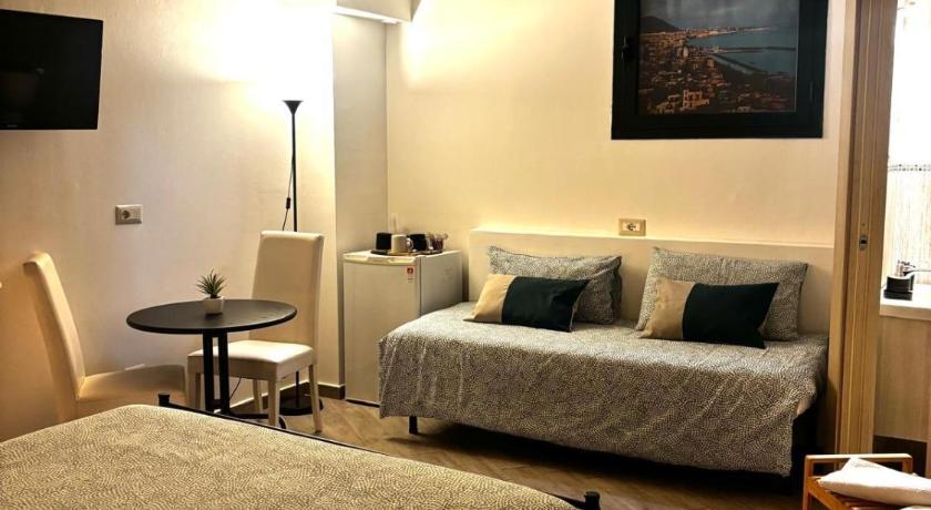 Image of Triple Room 0
