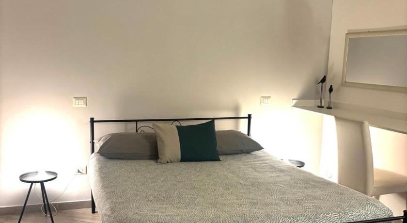 Image of Triple Room 8