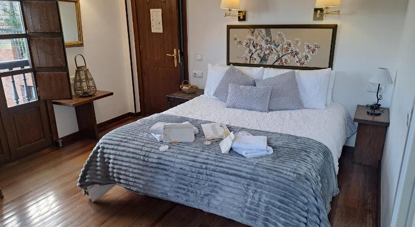 拉瓜尔迪亚 Casa Rural Erletxe 4星级 民宿 套房