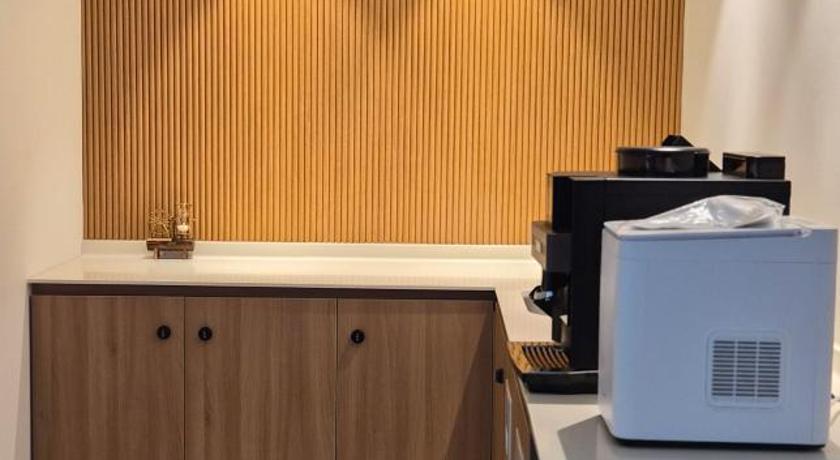 Incheon Hotel Stayre – Incheon, VA