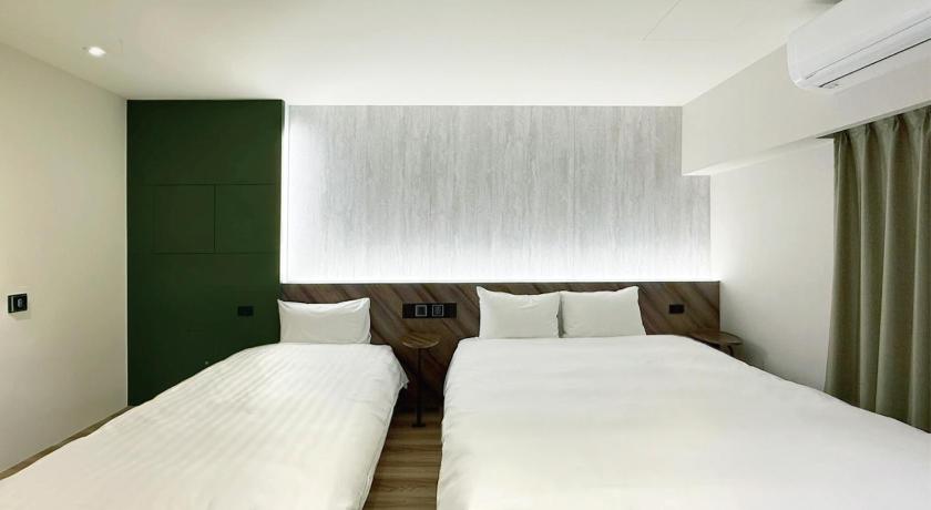 Image of Deluxe Twin Room 1