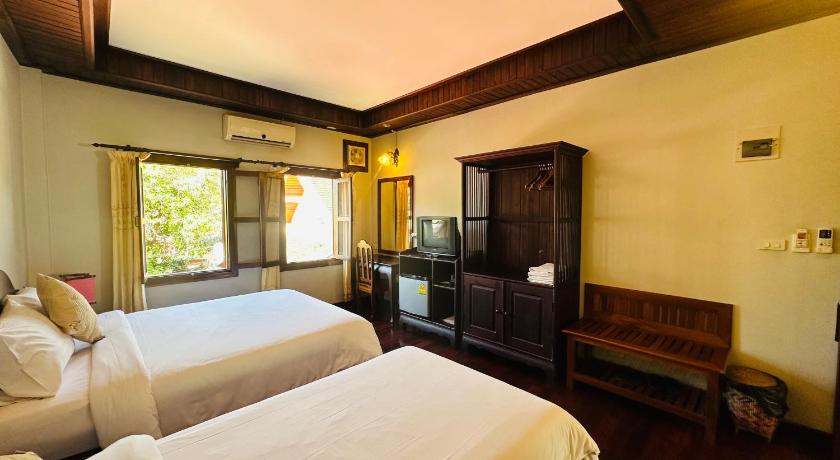 Image of Deluxe Triple Room 0
