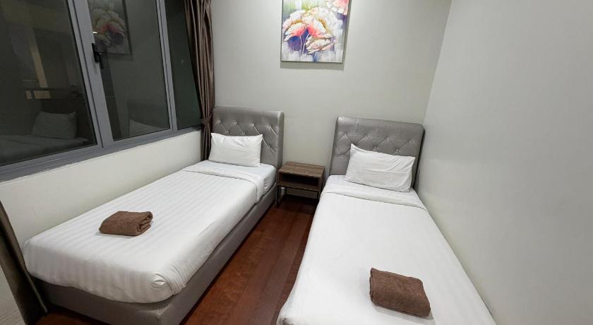Image of Family Two-Bedroom Apartment with View 17