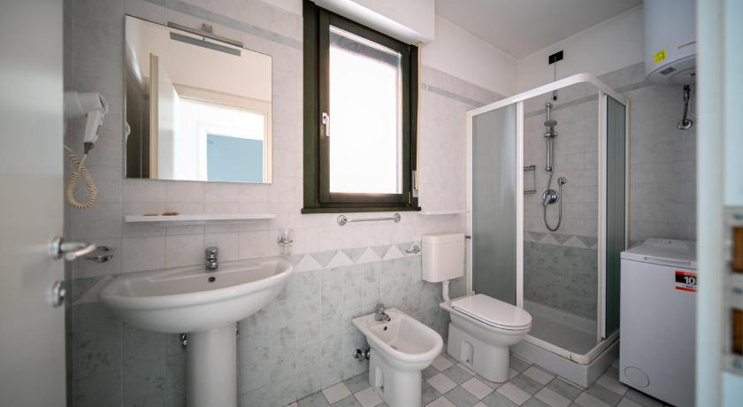 Image of Two-Bedroom Apartment with Garden 9