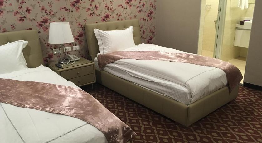 Image of Standard Twin Room 3