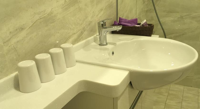 Image of Standard Quadruple Room 3
