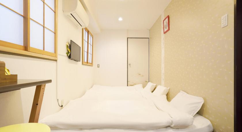 大阪 Sunflower Hotel 302, Osaka, Namba & Shinsaibashi 宿泊施設 プール