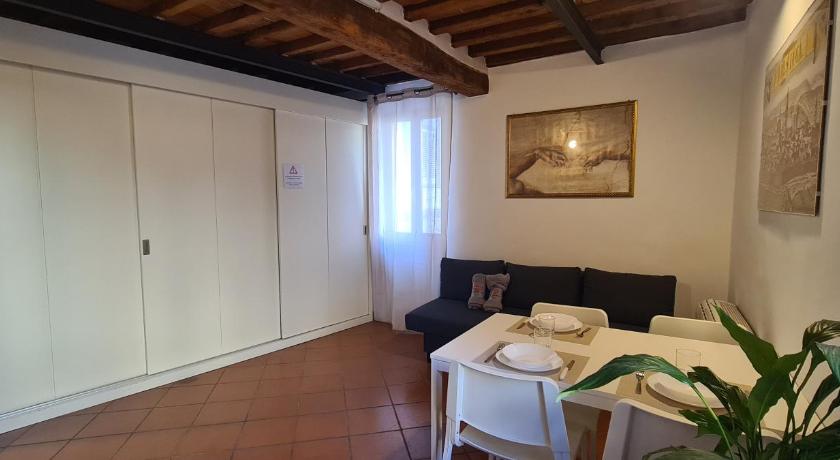 Il Micco House