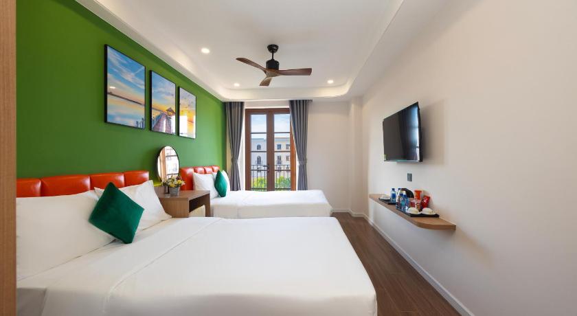 Phòng Deluxe Gia đình (Deluxe Family Room)