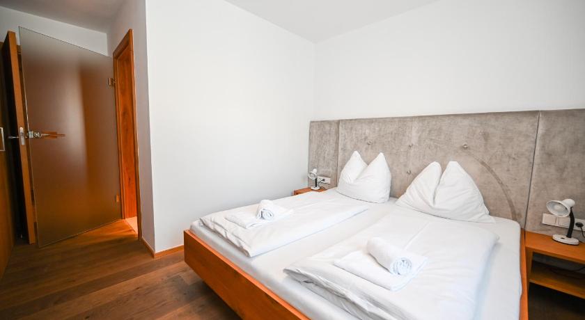 Image of Three-Bedroom Apartment with Terrace 11