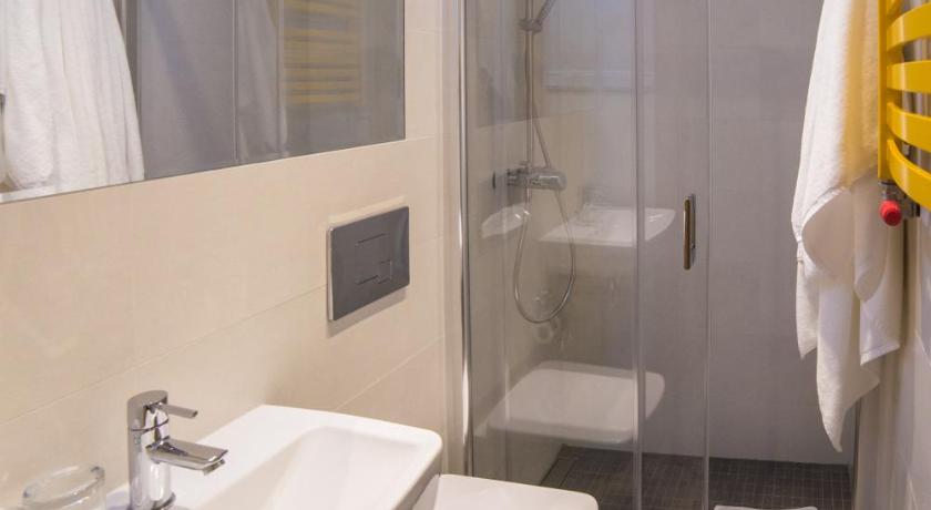 Hotel Arte photo