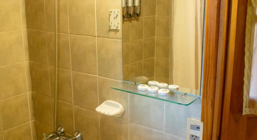 Image of One-Bedroom Bungalow 2