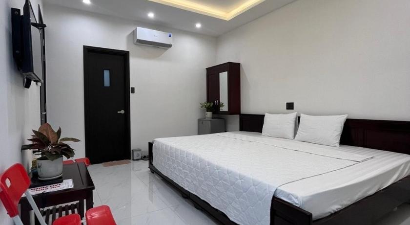 Phòng có giường cỡ King nhìn ra cảnh núi non (King Room with Mountain View)tooltipPhòng có giường cỡ King nhìn ra cảnh núi non (King Room with Mountain View)