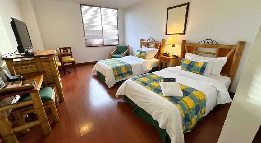 Image of Standard Twin Room 0
