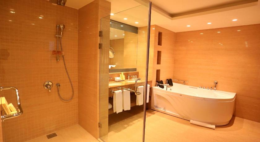 Image of Superior Suite 2