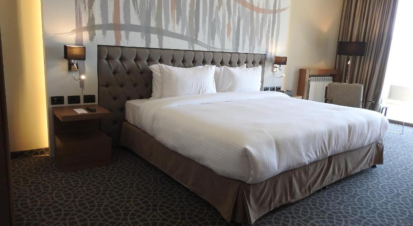 Image of Superior King Room 1
