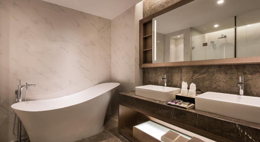 Mercure Yantai Golden Beach – Yantai, WV