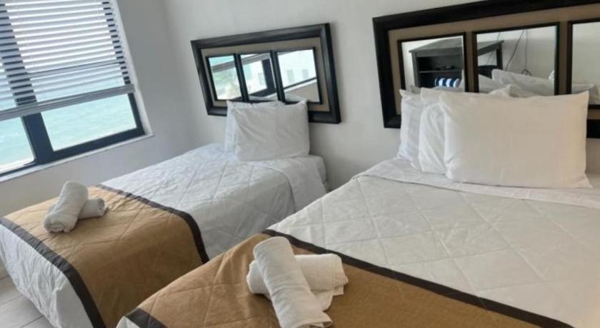 마이애미 비치 (FL) Casablanca Beachfront with full kitchen 3성급 숙소 스위트룸