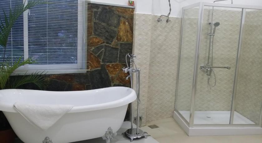 Image of Deluxe Triple Room 1