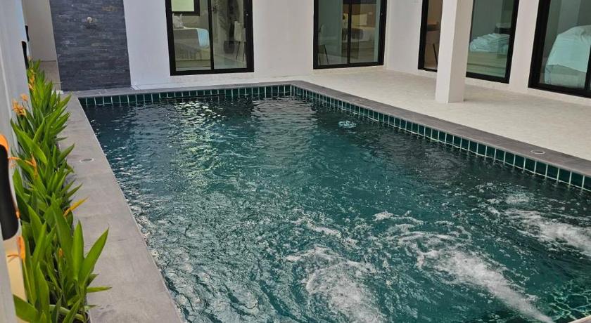 Krabi Riverla Villa 4-Star Guesthouse suite