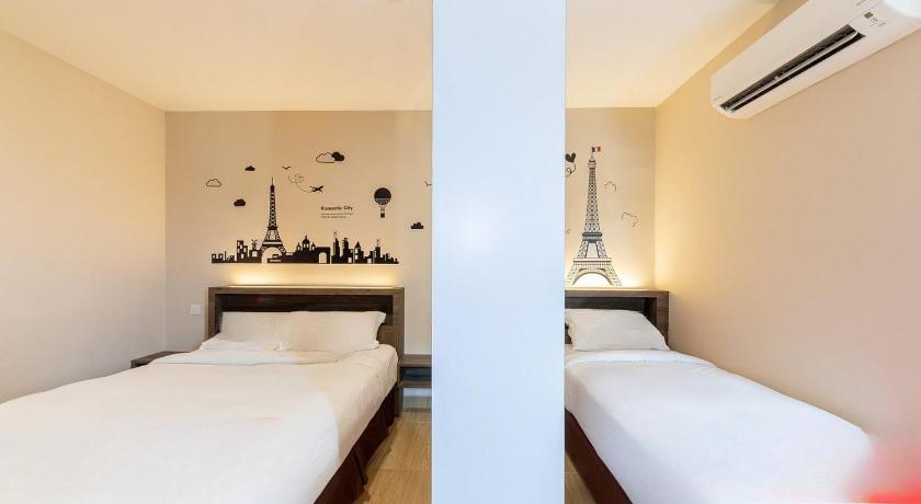 Image of Deluxe Triple Rooms 0