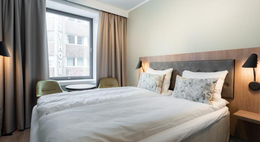 Image of Standard Queen Room 5