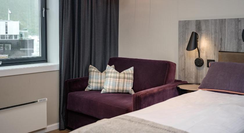 Image of Standard Family Room 5