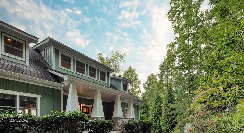Swannanoa Hot Tub, Deck w/ Breathtaking Mountain Views 4-Star Accommodation exterior