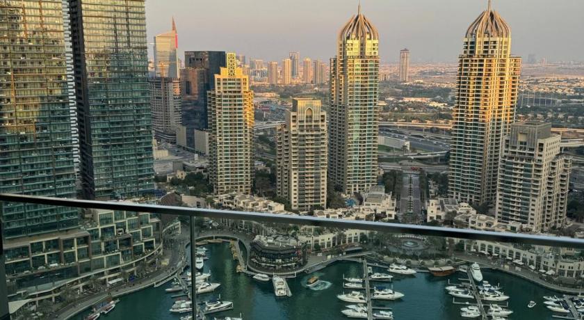 Luxury Marina canal View