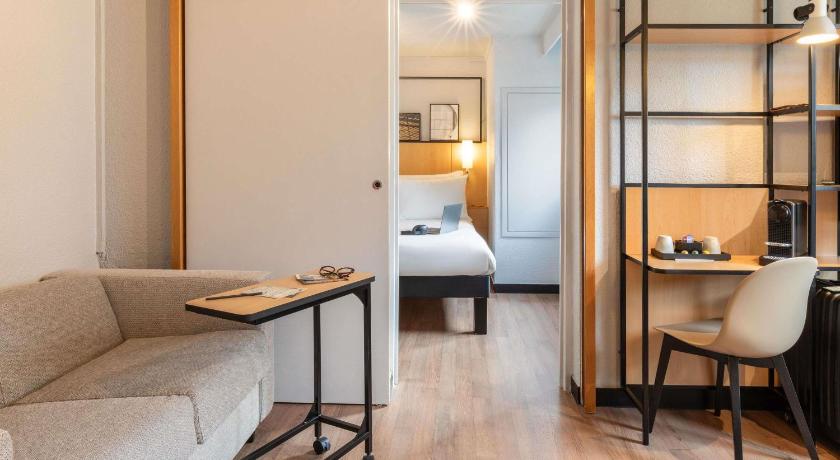 Imagem de Superior Room With A Double Bed And Sofa Bed 0