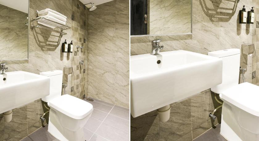 Image of Suite with Hot Tub 2