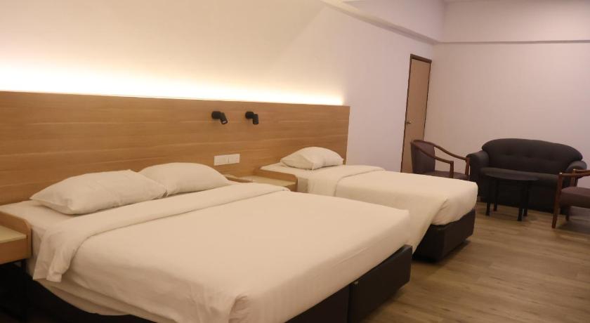 Image of Newly Renovated Deluxe 5