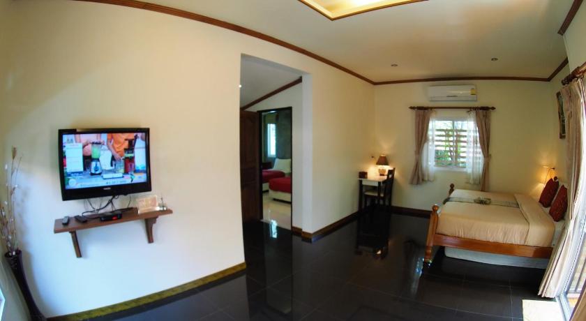 Image of Two-Bedroom House 4