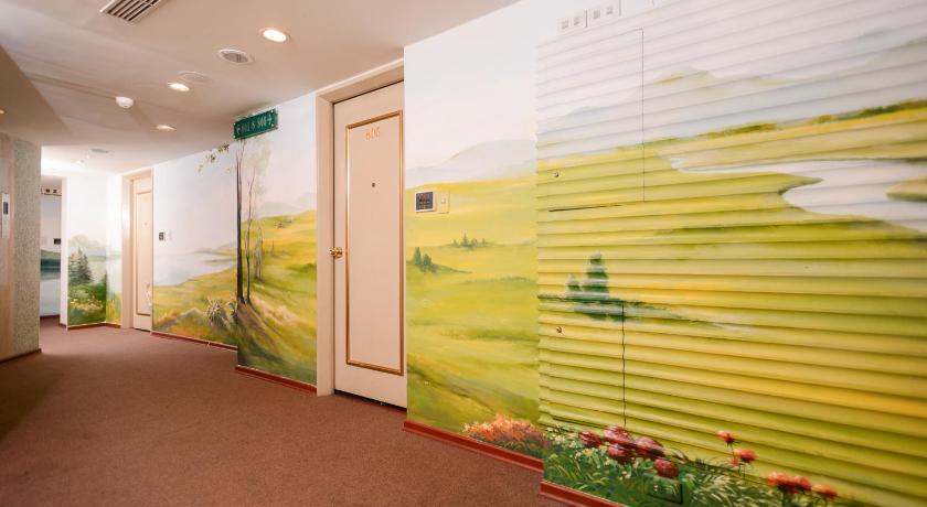 Waugh Den Business Hotel - image 38