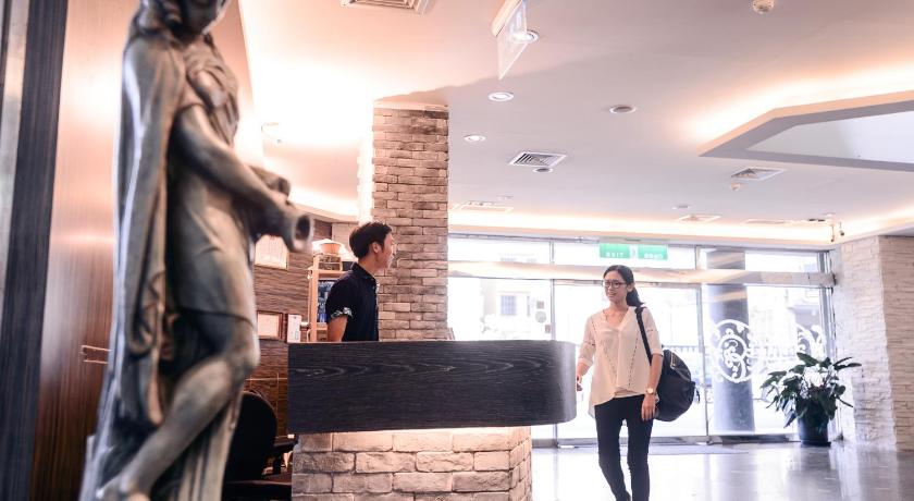 Waugh Den Business Hotel - image 24