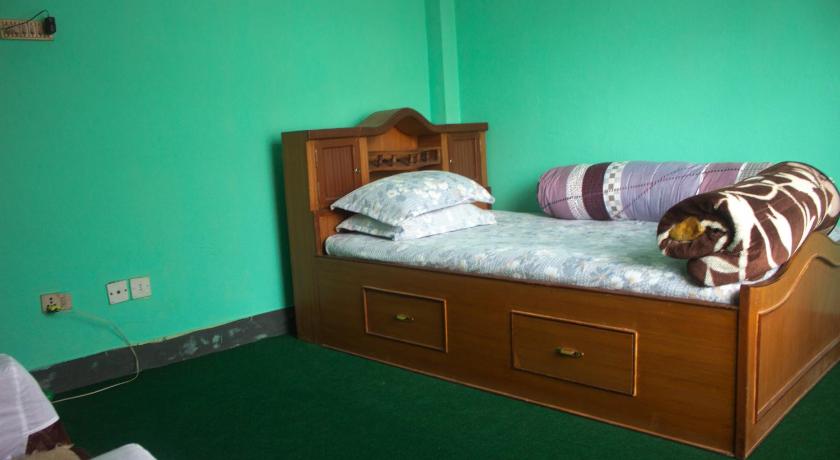 Devi home — Kathmandu (4)